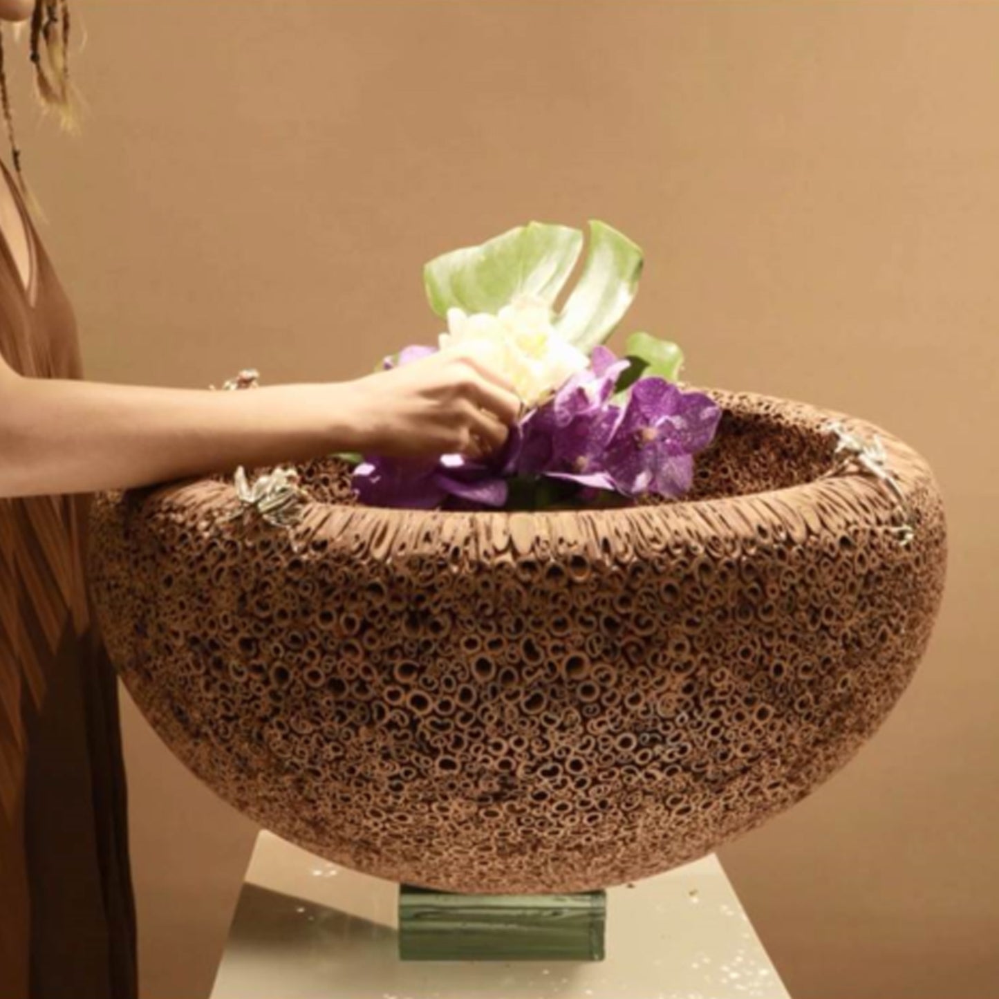 Cinnamon Bowl with Silver Frogs