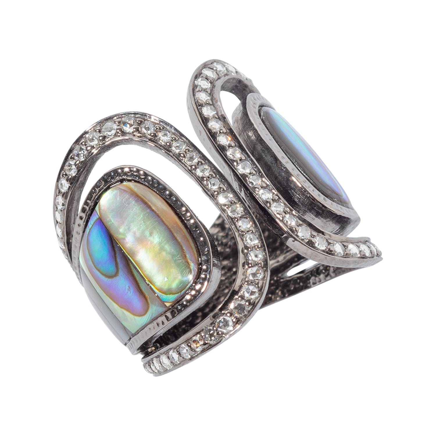 Abalone Shell Ring Decorated with Diamond