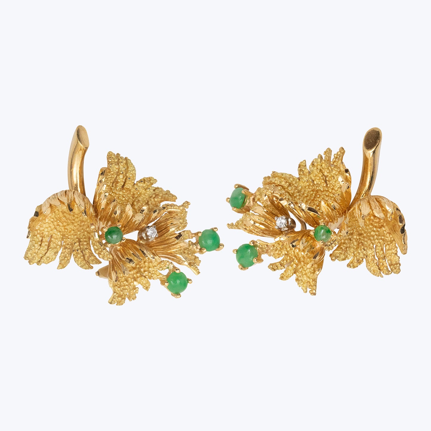 Vintage Flower Brooch with Jades and Diamonds (Circa 1960-1970)