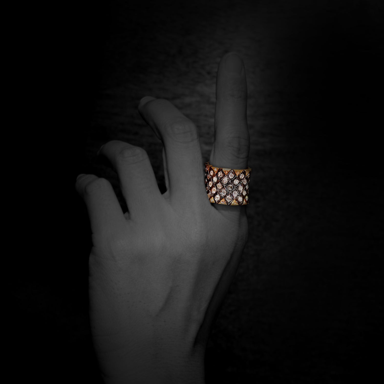 Woman wearing Flexible Ring with Rose-cut Diamonds