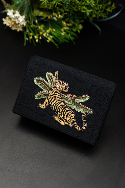Roaring Tiger Clutch