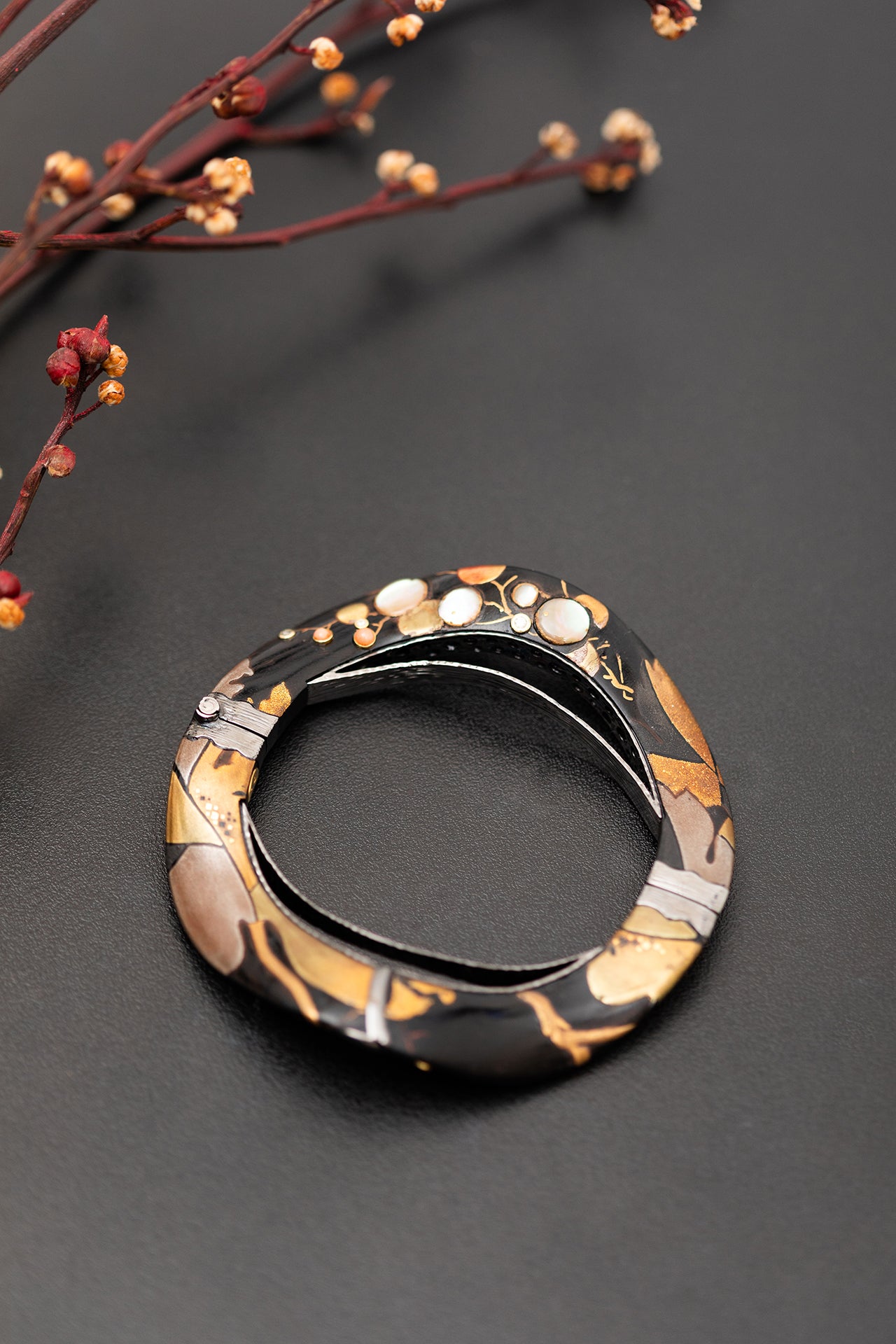 Japanese Garden Inspired Lacquer Bangle with Diamond and Red Stone