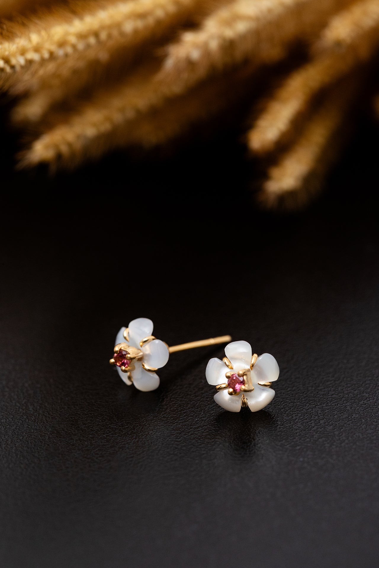 Mother of Pearl Dok Kaew Earrings with Pink Tourmaline ( 9.5 mm )