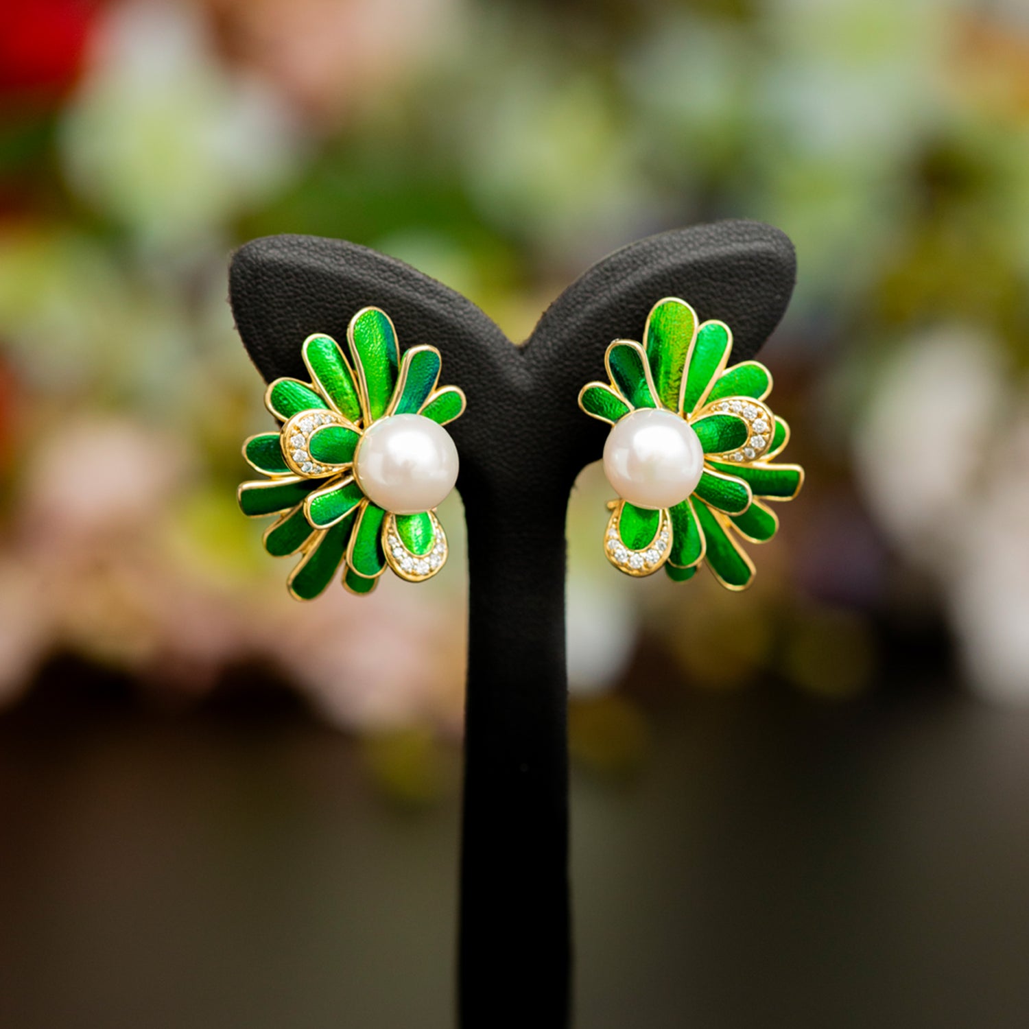 Radiating Scarab Sunburst and Pearl Earrings with Diamond